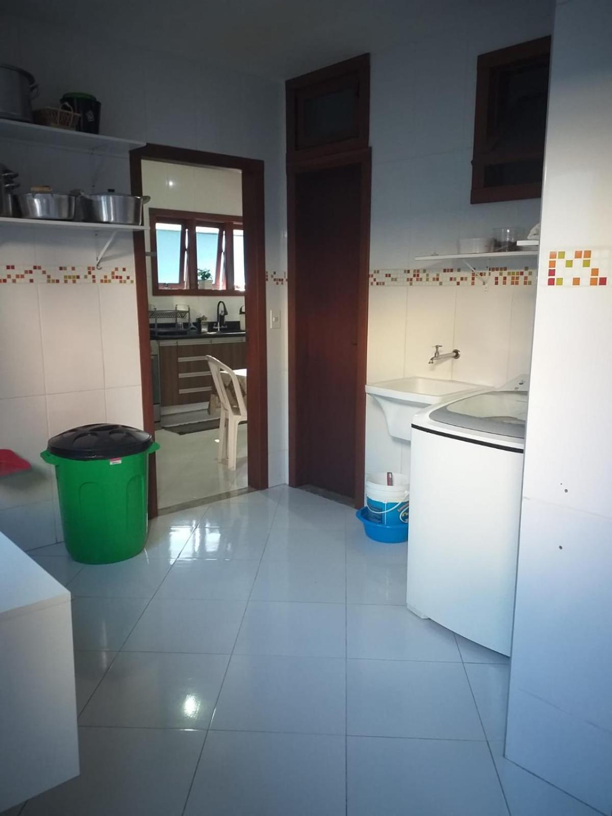 Linda Casa Com Piscina Em Interlagos Vila Velha Es别墅 外观 照片