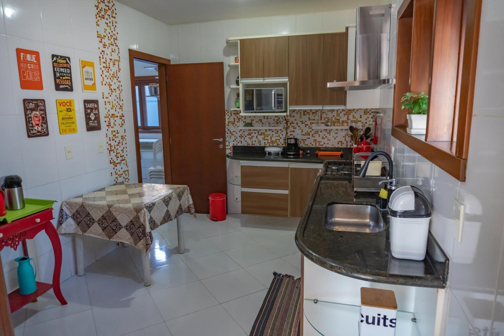 Linda Casa Com Piscina Em Interlagos Vila Velha Es别墅 外观 照片